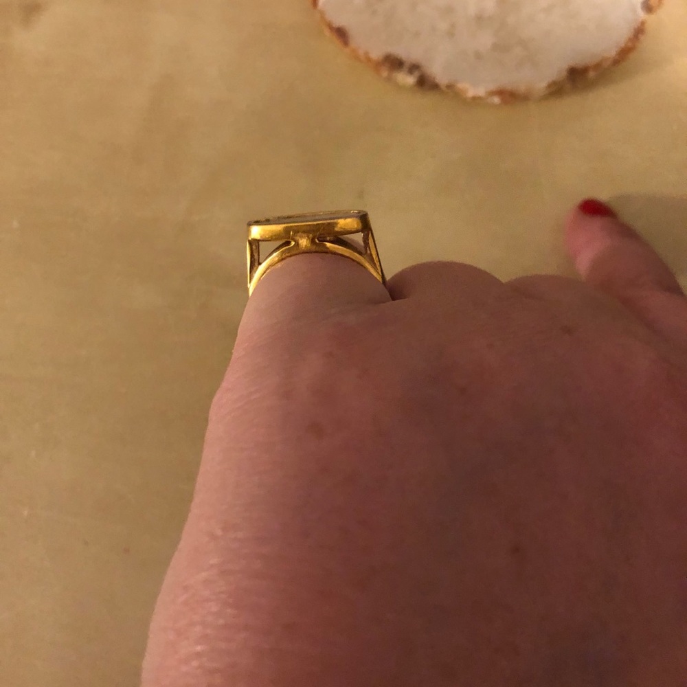 Beautiful gold ring - Picture 3 of 3